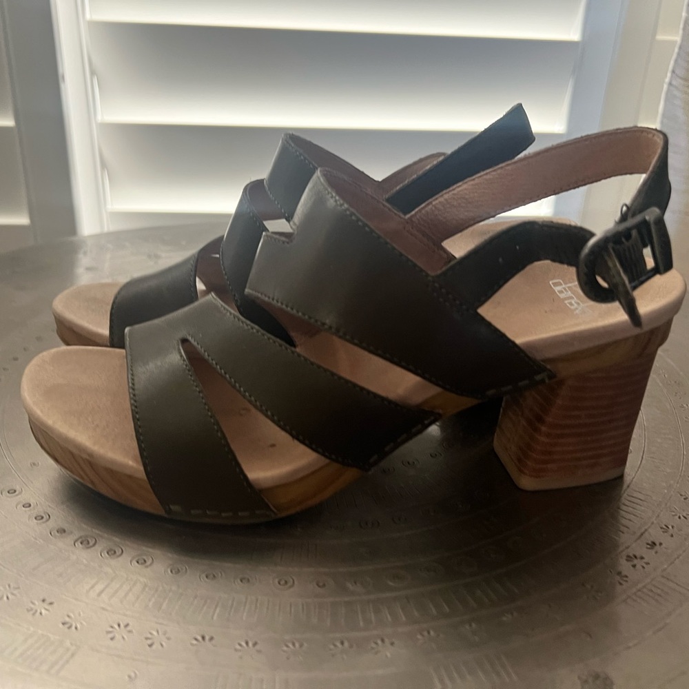 Excellent condition. Worn twice!